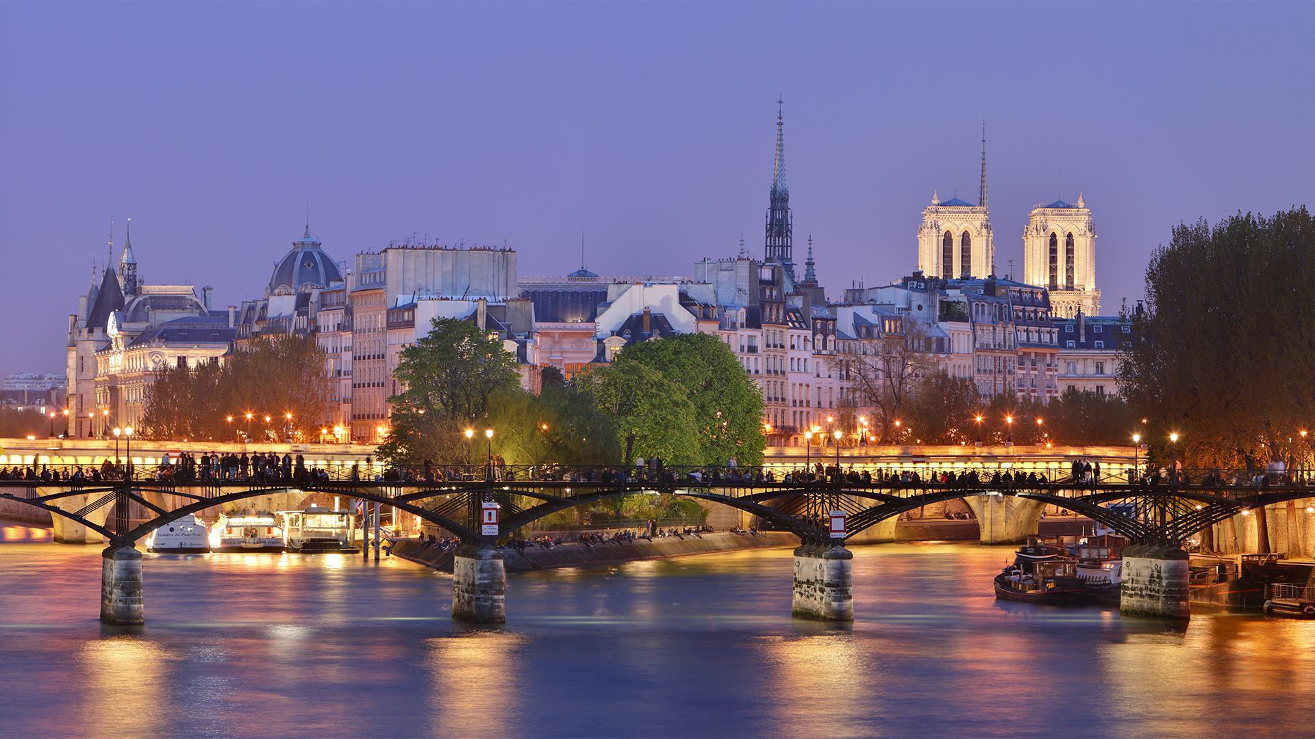 Paris - Pont des Arts - HighRes